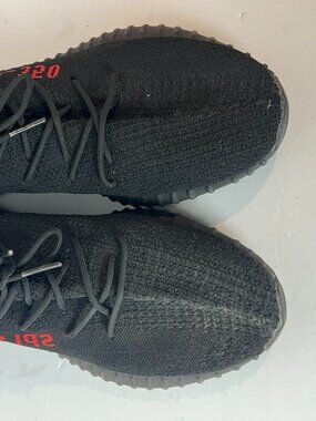 Yeezy Boost 350 V2 size 13